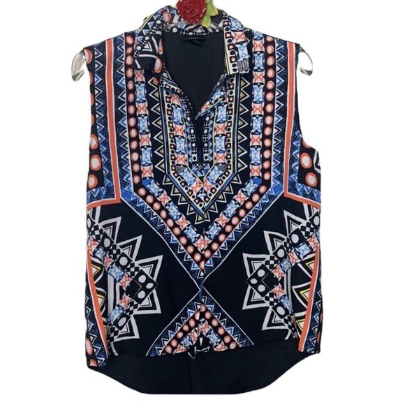 Mossimo Supply Co. Tops - MOSSIMO Hi-Lo sleeveless top with collar